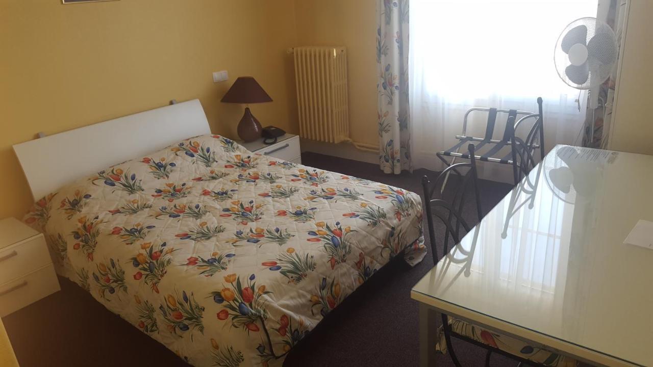 رانس Hotel De La Cloche Sp المظهر الخارجي الصورة
