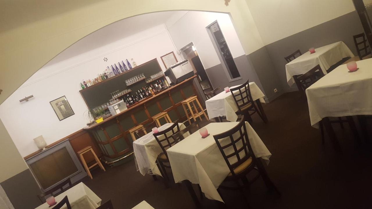 رانس Hotel De La Cloche Sp المظهر الخارجي الصورة