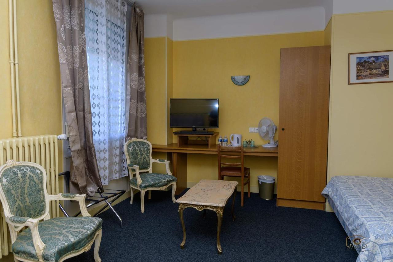رانس Hotel De La Cloche Sp المظهر الخارجي الصورة